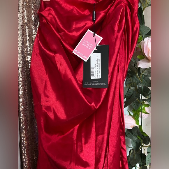 Red Ruched Tie Side Satin Midi Skirt - Super Sexy Slit - Pretty Little Thing sz2 - Picture 8 of 9
